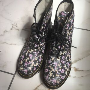 Floral Dr. Martins